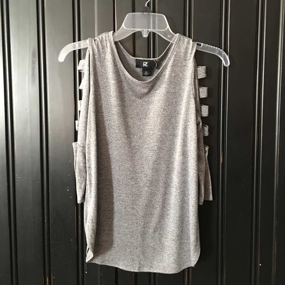 Ladie’s IZ Byer grey, casual, blouse, size XS